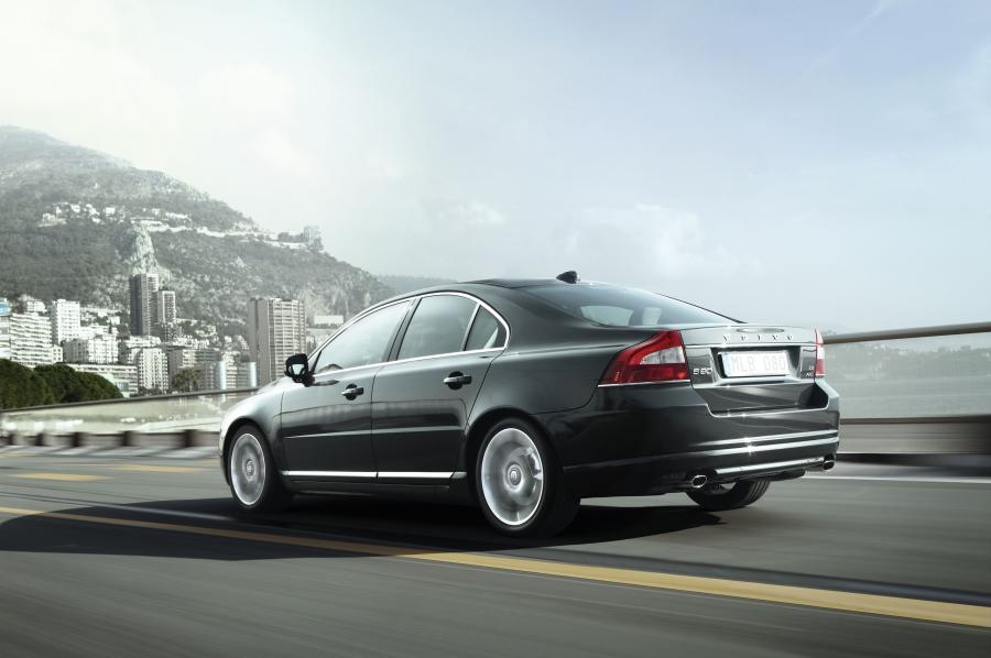  Volvo S80 2009 года  (фото 22 из 76)